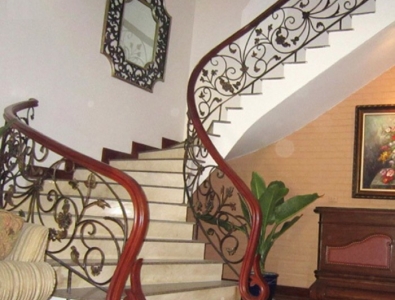 cầu thang sắt mỹ nghệ Thủ Đức TP HCM