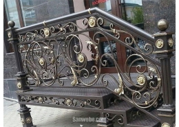 Cầu thang sắt
