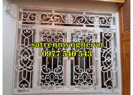 Cửa công sắt mỹ thuật 42